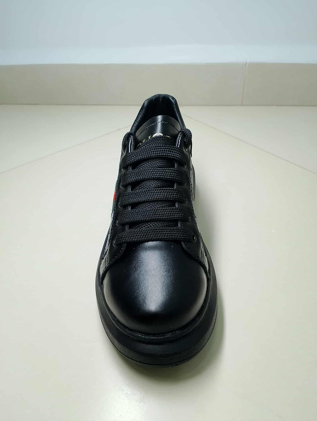 Gucci   كاجوال