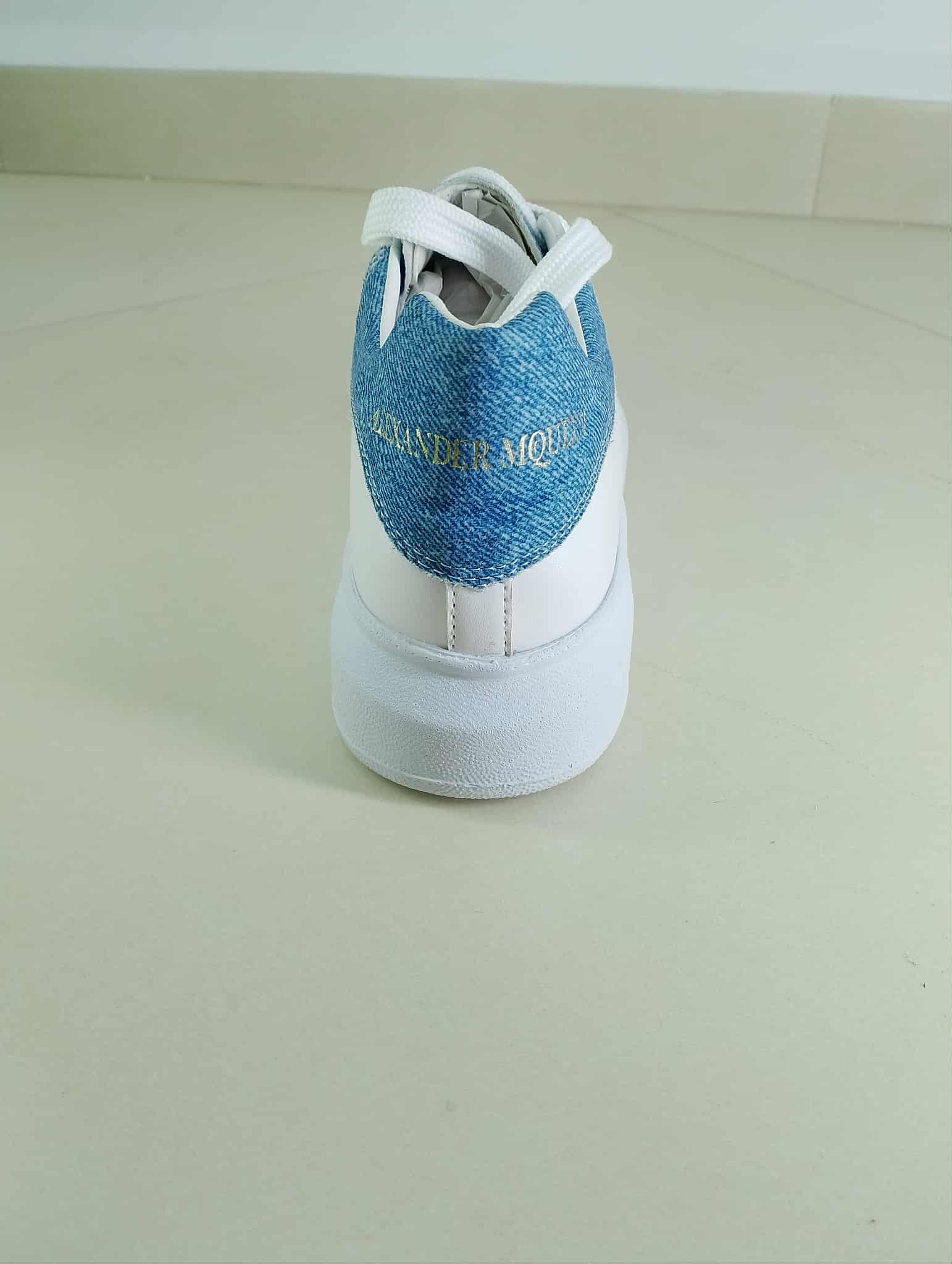 Alexander McQueen   كاجوال