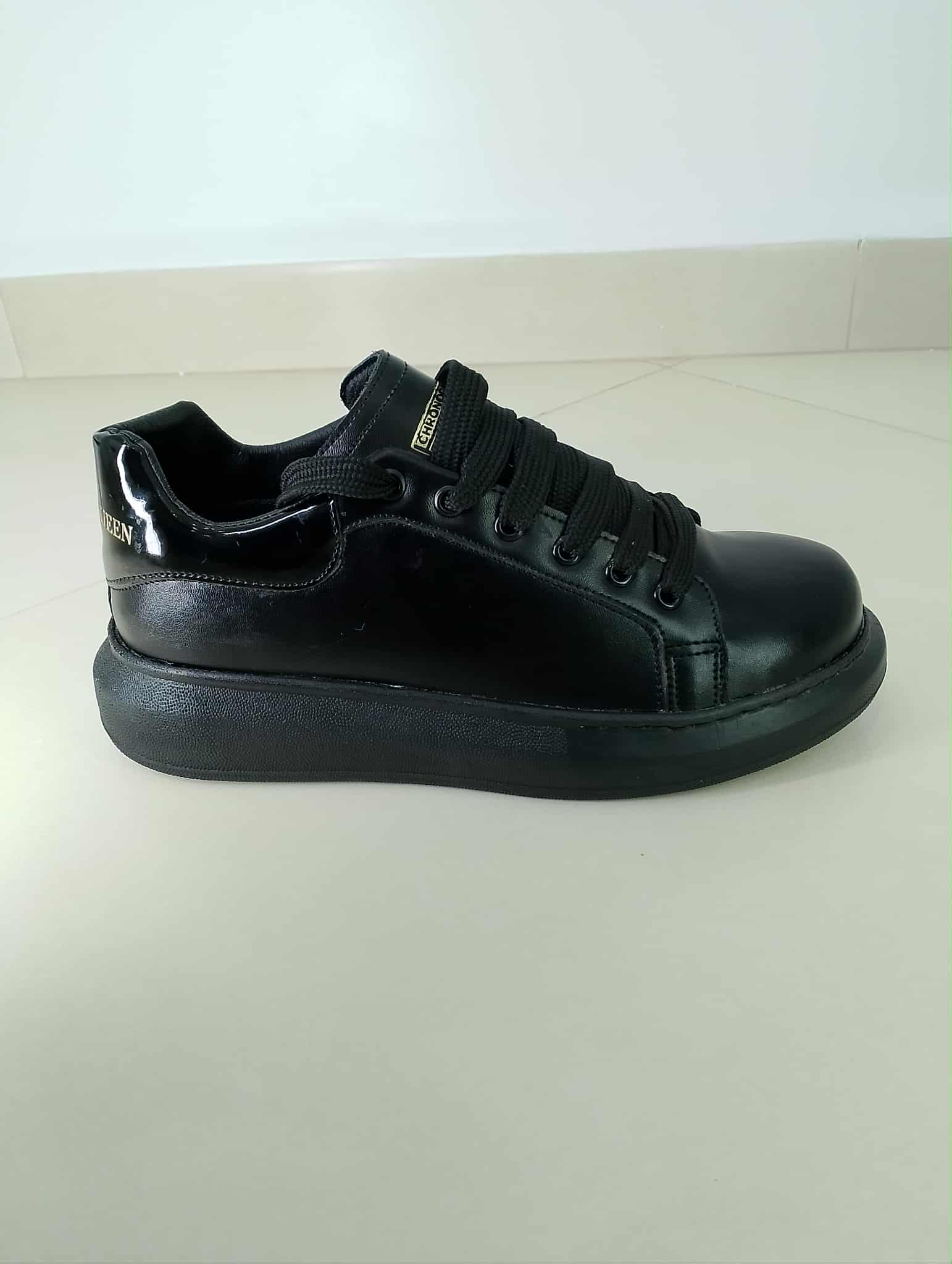 Alexander McQueen   كاجوال