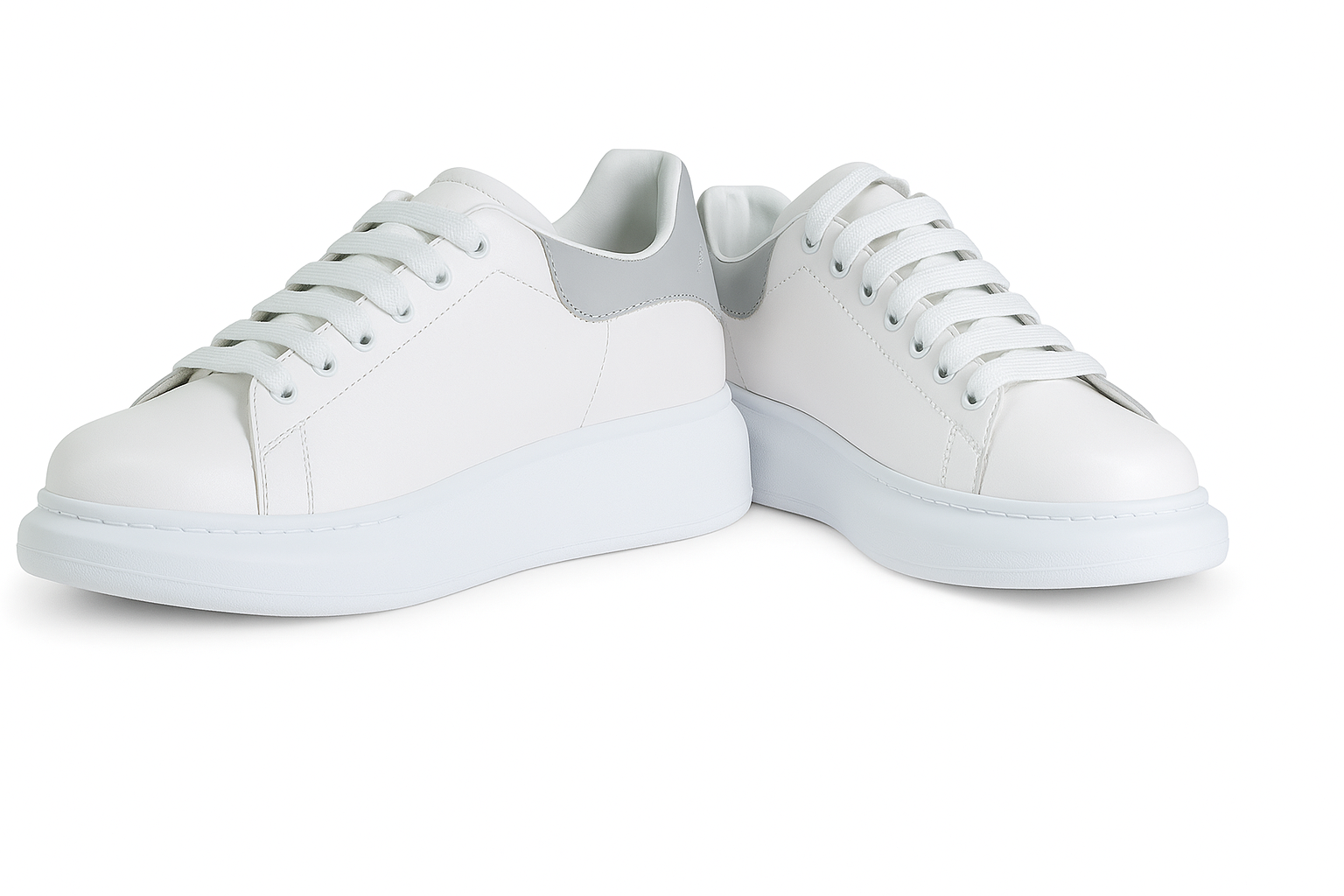 Alexander McQueen   كاجوال – تصميم مميز