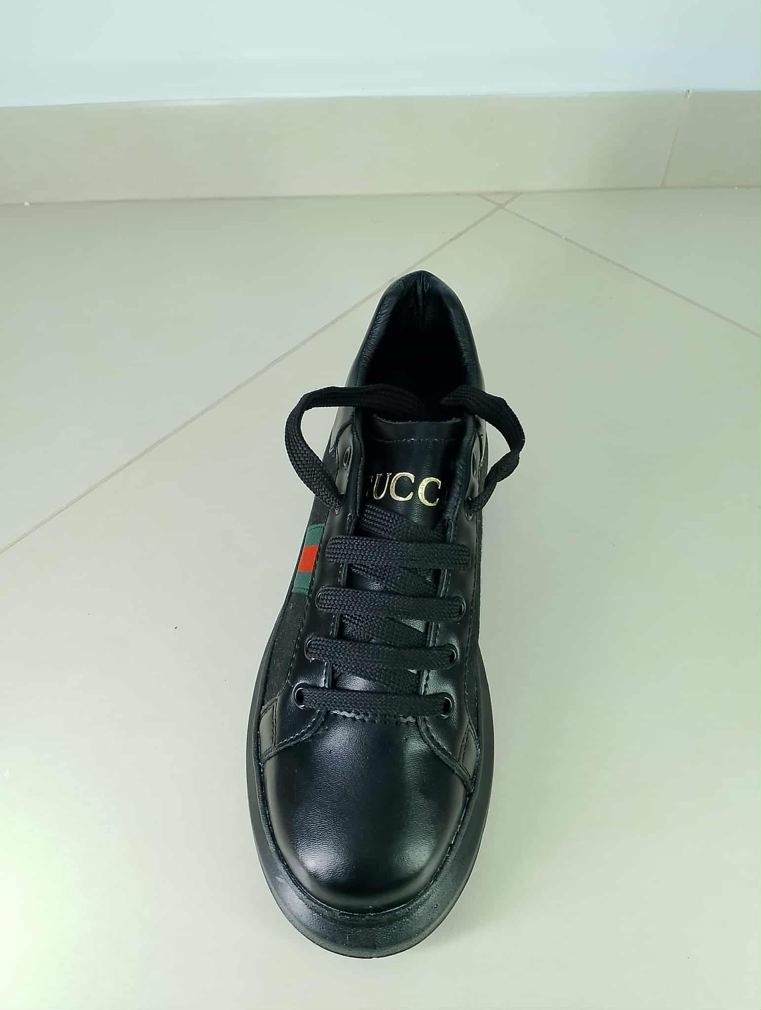 Gucci   كاجوال